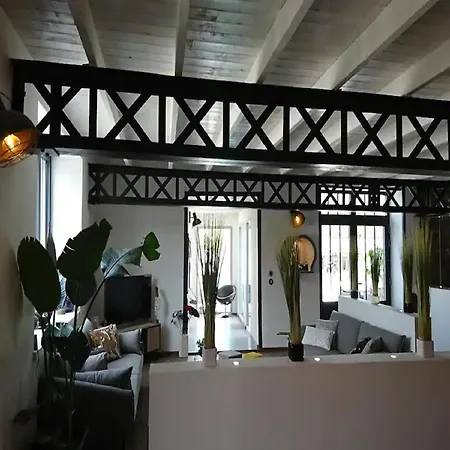 Magnificent In Nuaill D Aunis With Wellness *