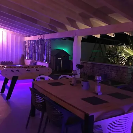 Magnificent In Nuaill D Aunis With Wellness Вилла Nuaille-d'Aunis